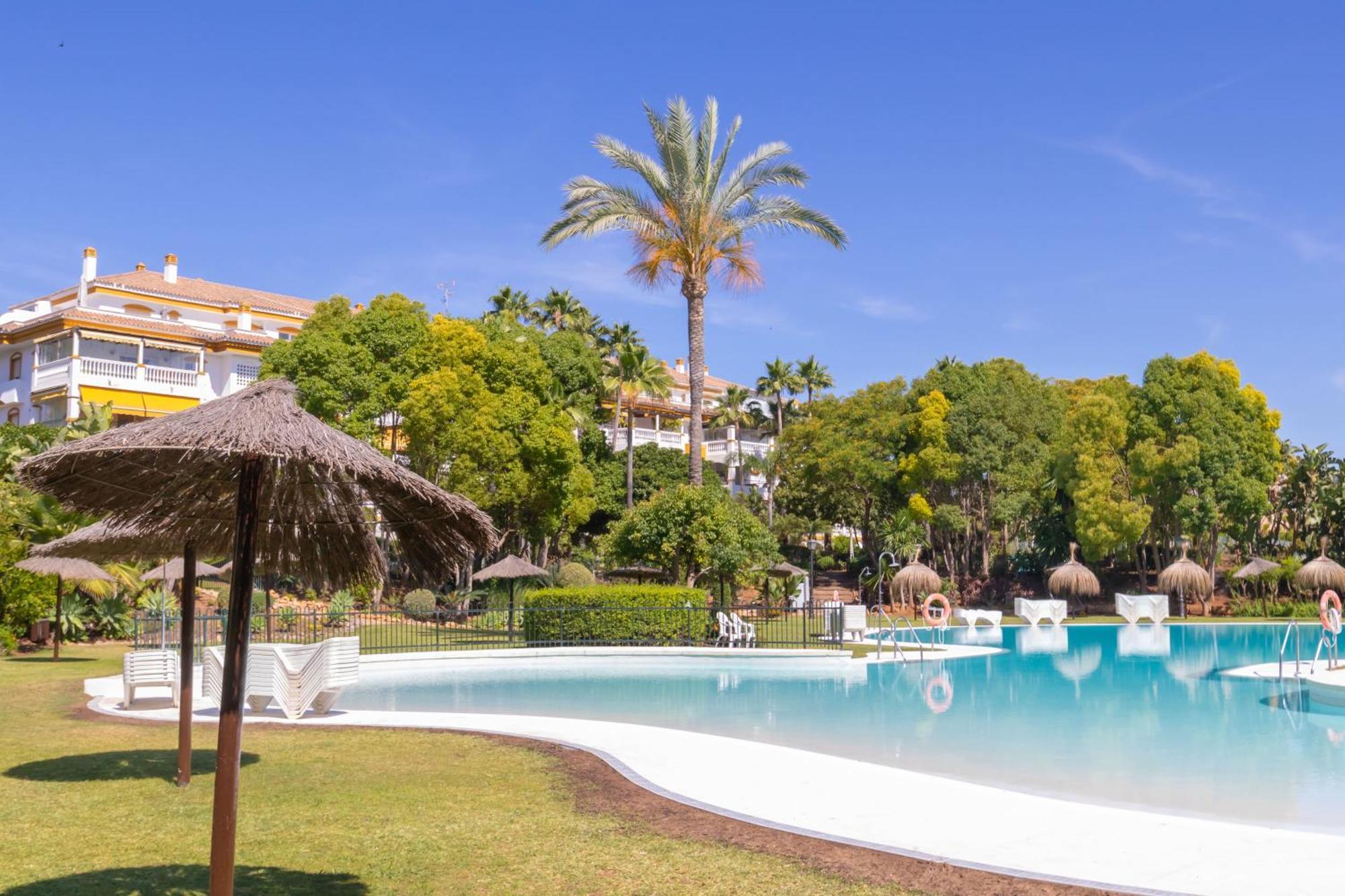 Apartamento Dama De Noche L - Puerto Banus Marbella Bagian luar foto