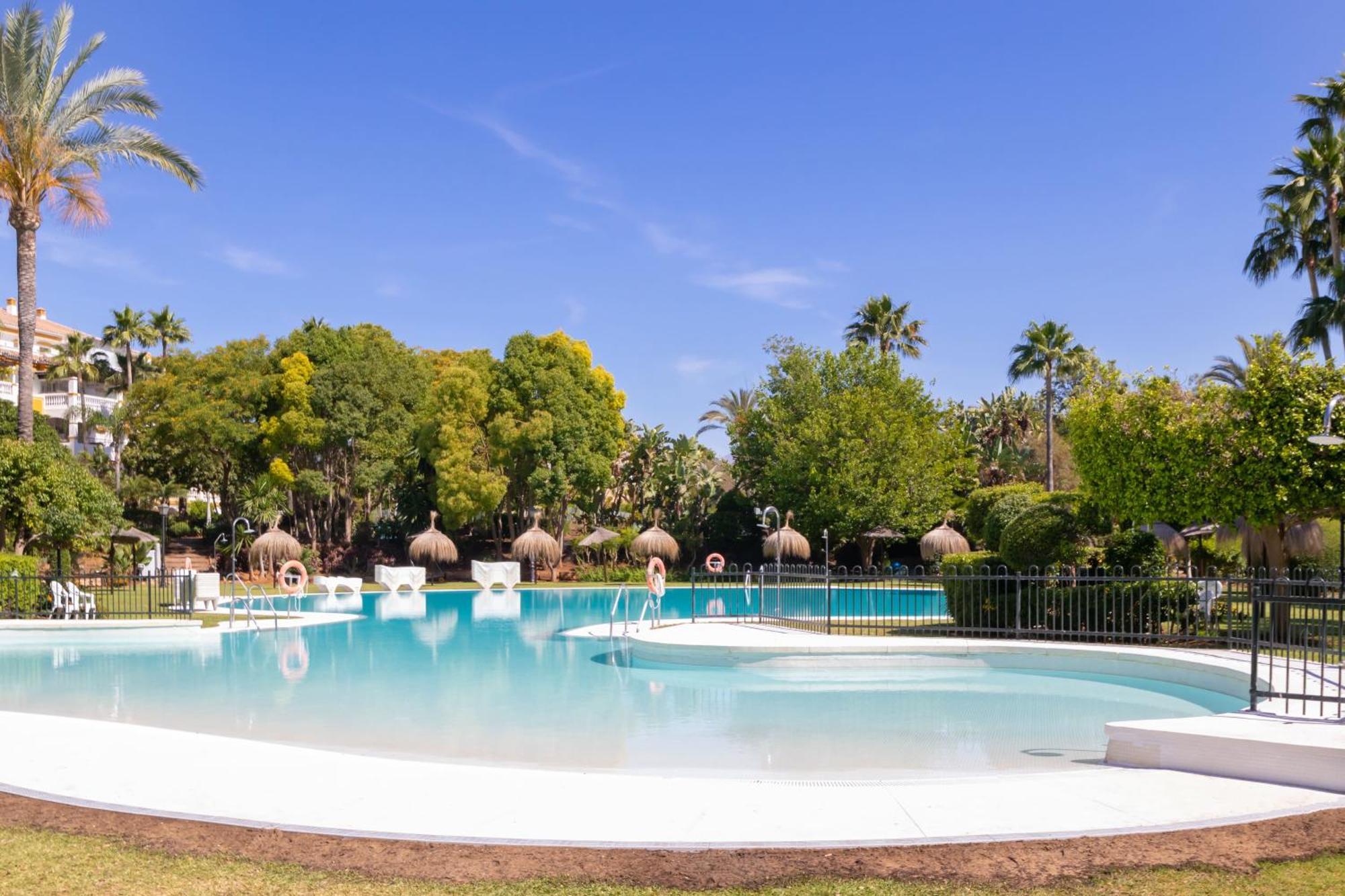 Apartamento Dama De Noche L - Puerto Banus Marbella Bagian luar foto